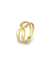 Modern Gold Serene Bangle for a Stylish Look