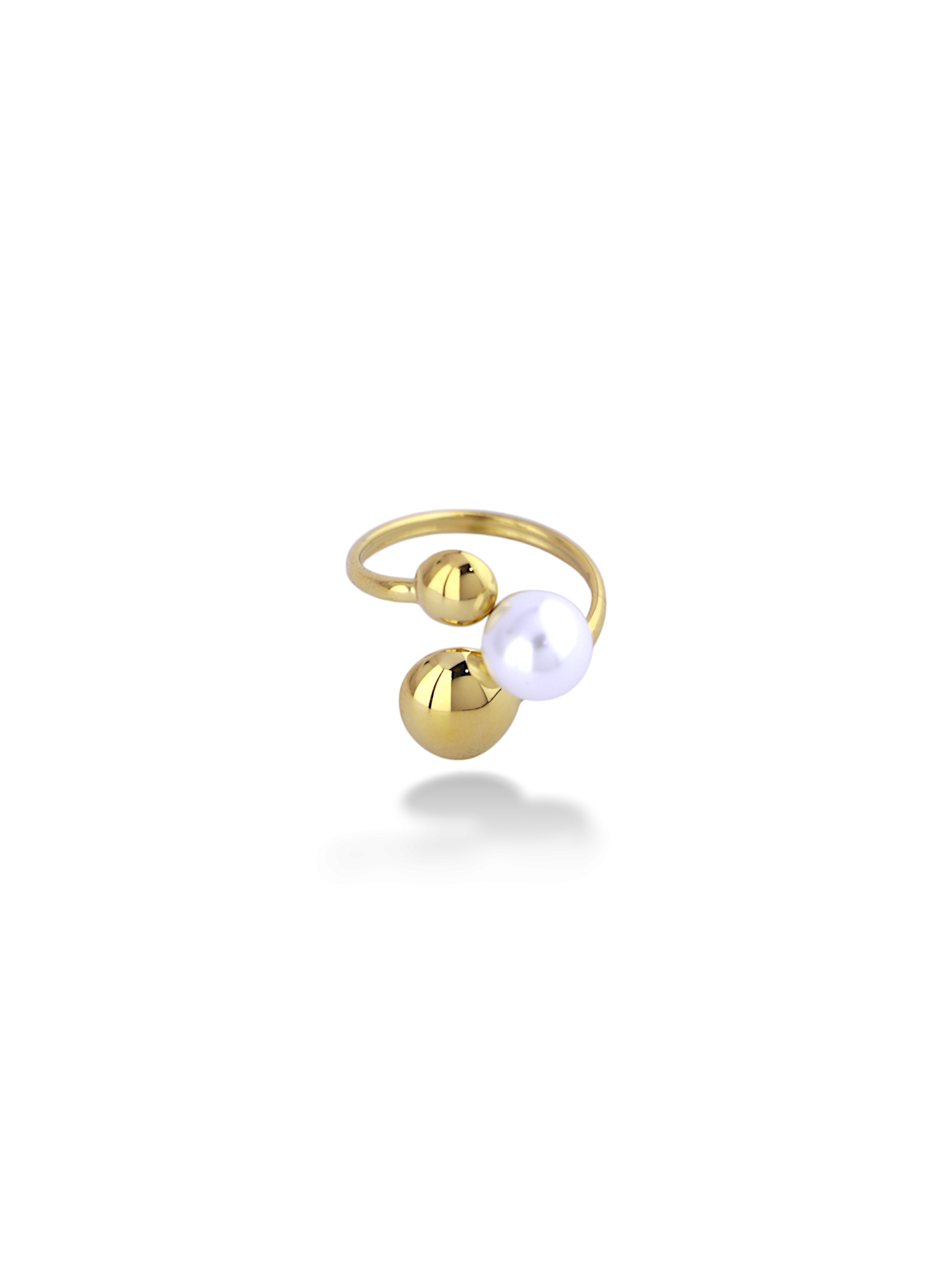 Gold Polished Gleam Ring with a Glossy Finish