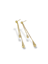 Elegant Silver Drop Earrings Beautiful Glow