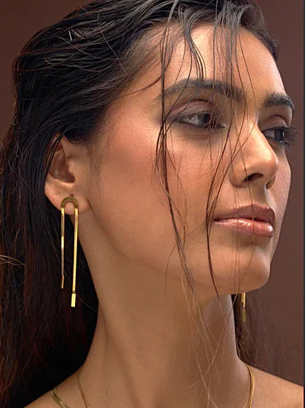 Luxe Drop Earrings with Long Gold Chain Finish - Doulaat