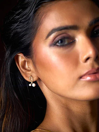 Twisted Loop Two Pearl Earrings - Doulaat