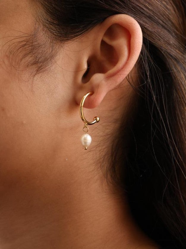 Soft Pearl Drop Earrings