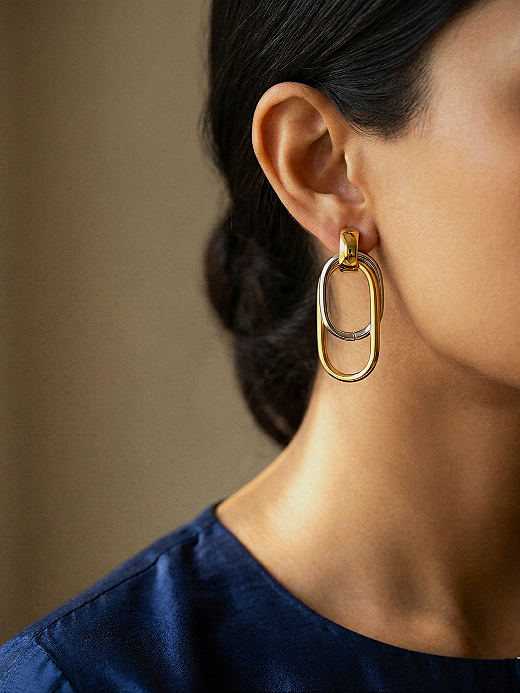 Duo Orbit Hoops with Dual-Tone Linked Oval Design