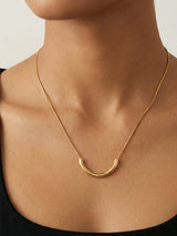Arc Tube Pendant Necklace - Doulaat