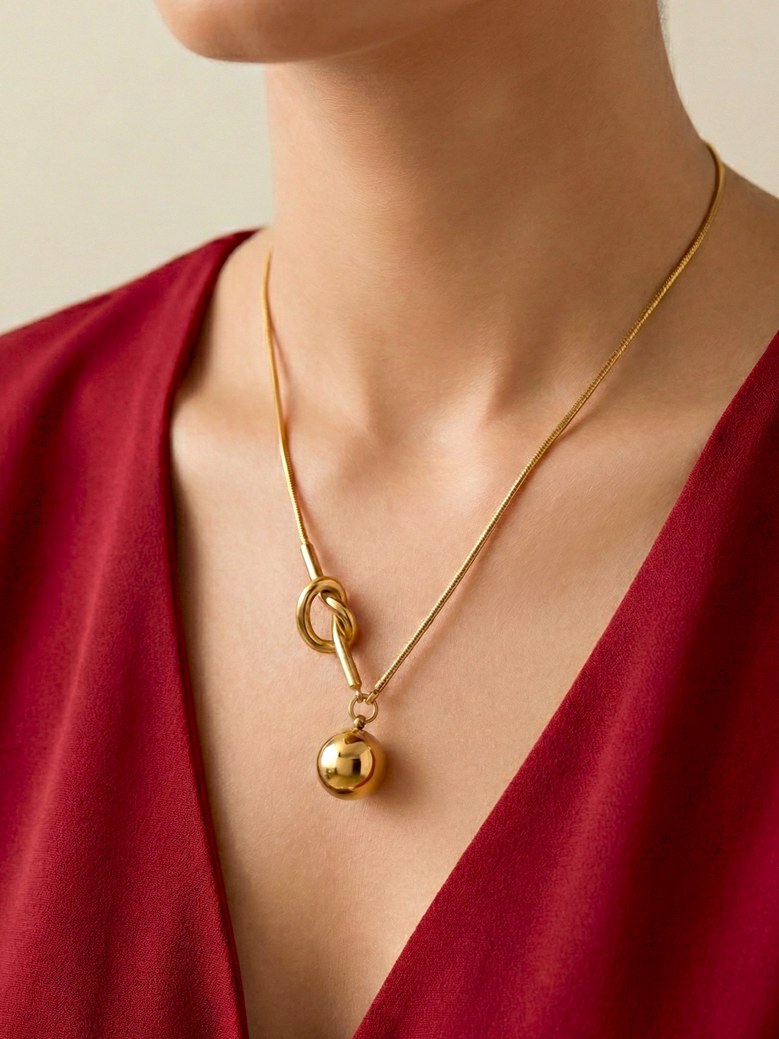 Knot Sphere Pendant Necklace