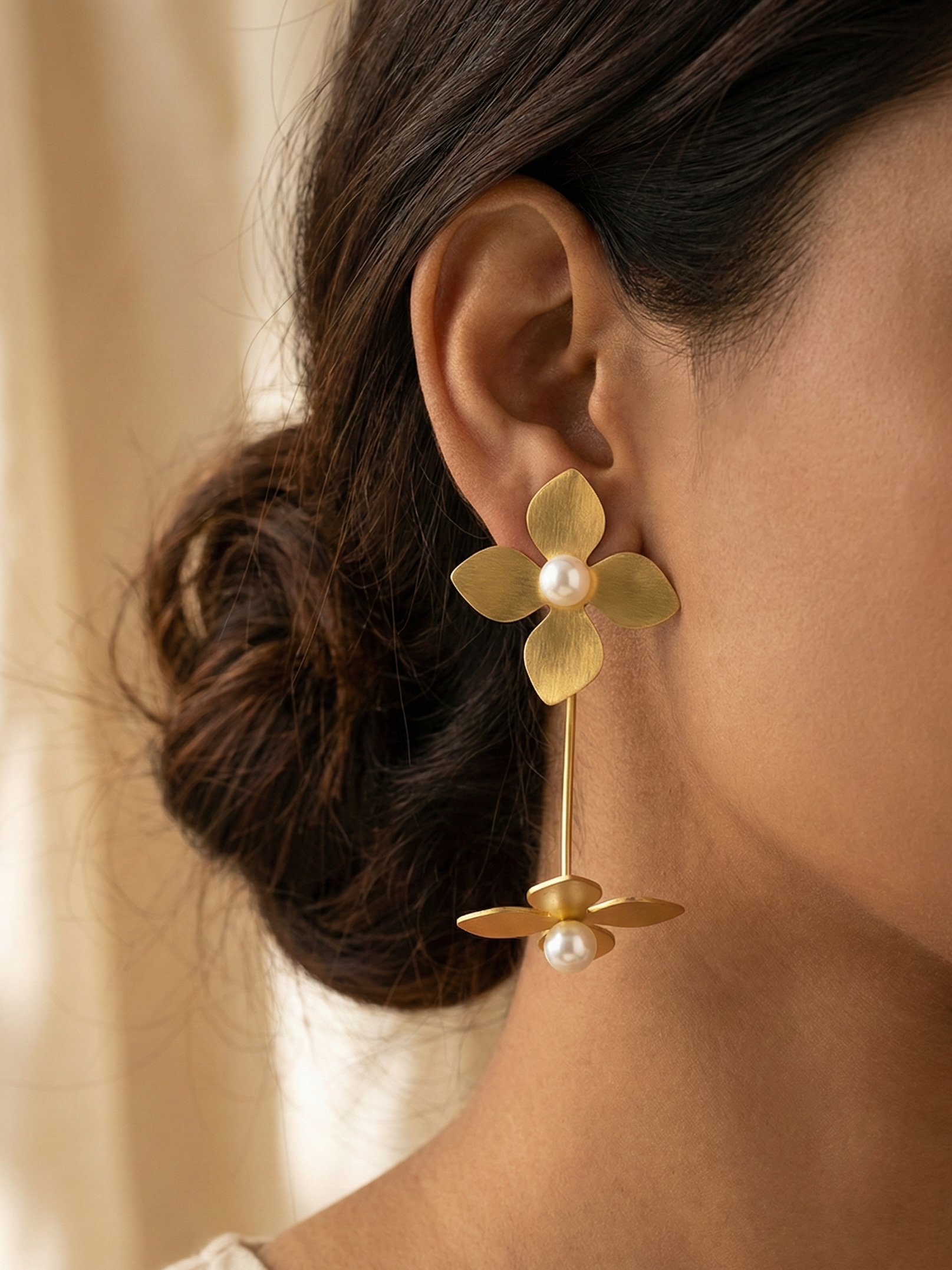 Golden Clover Pearl Hoop Earrings