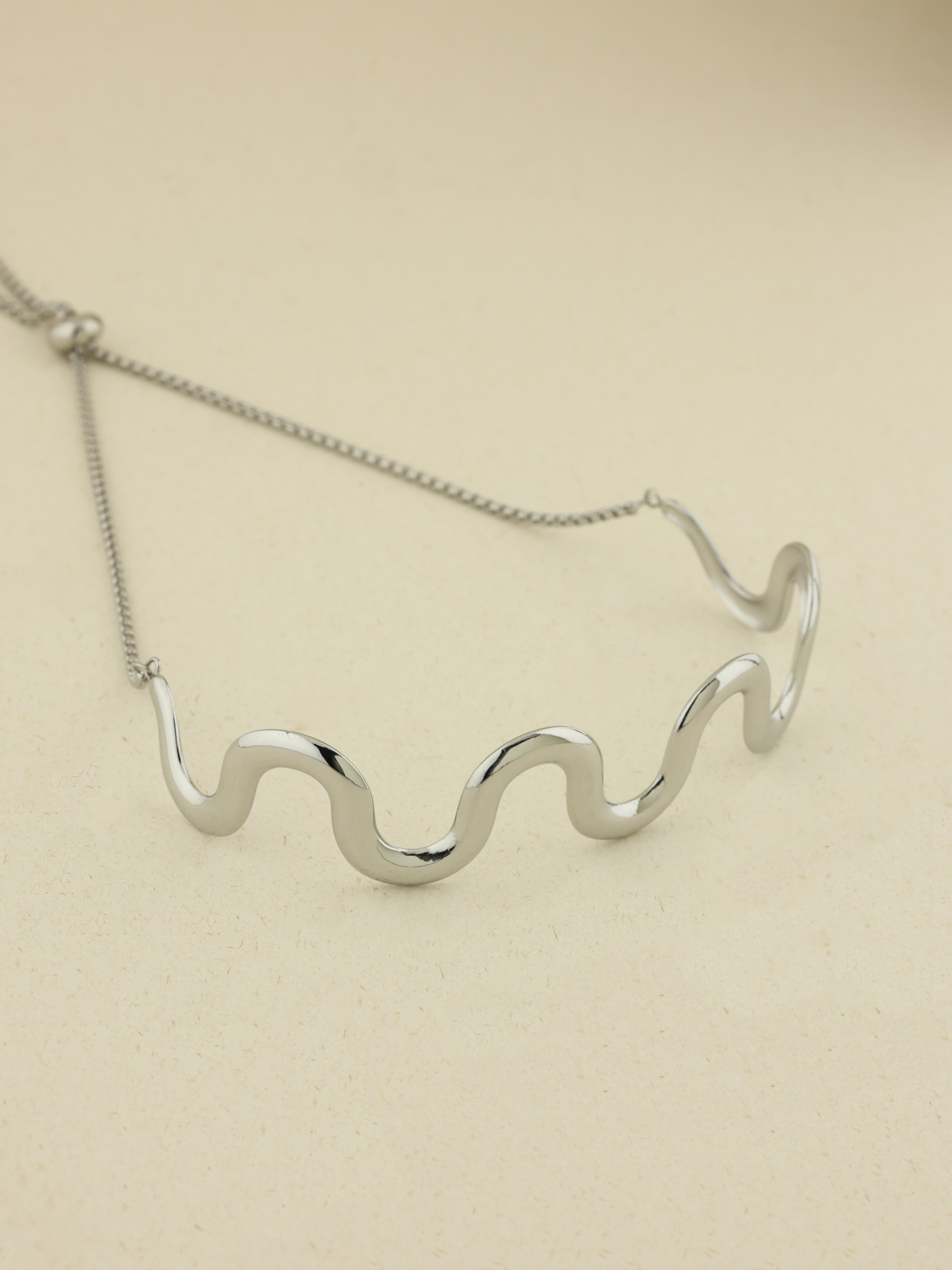 Wavy Adjustable Choker