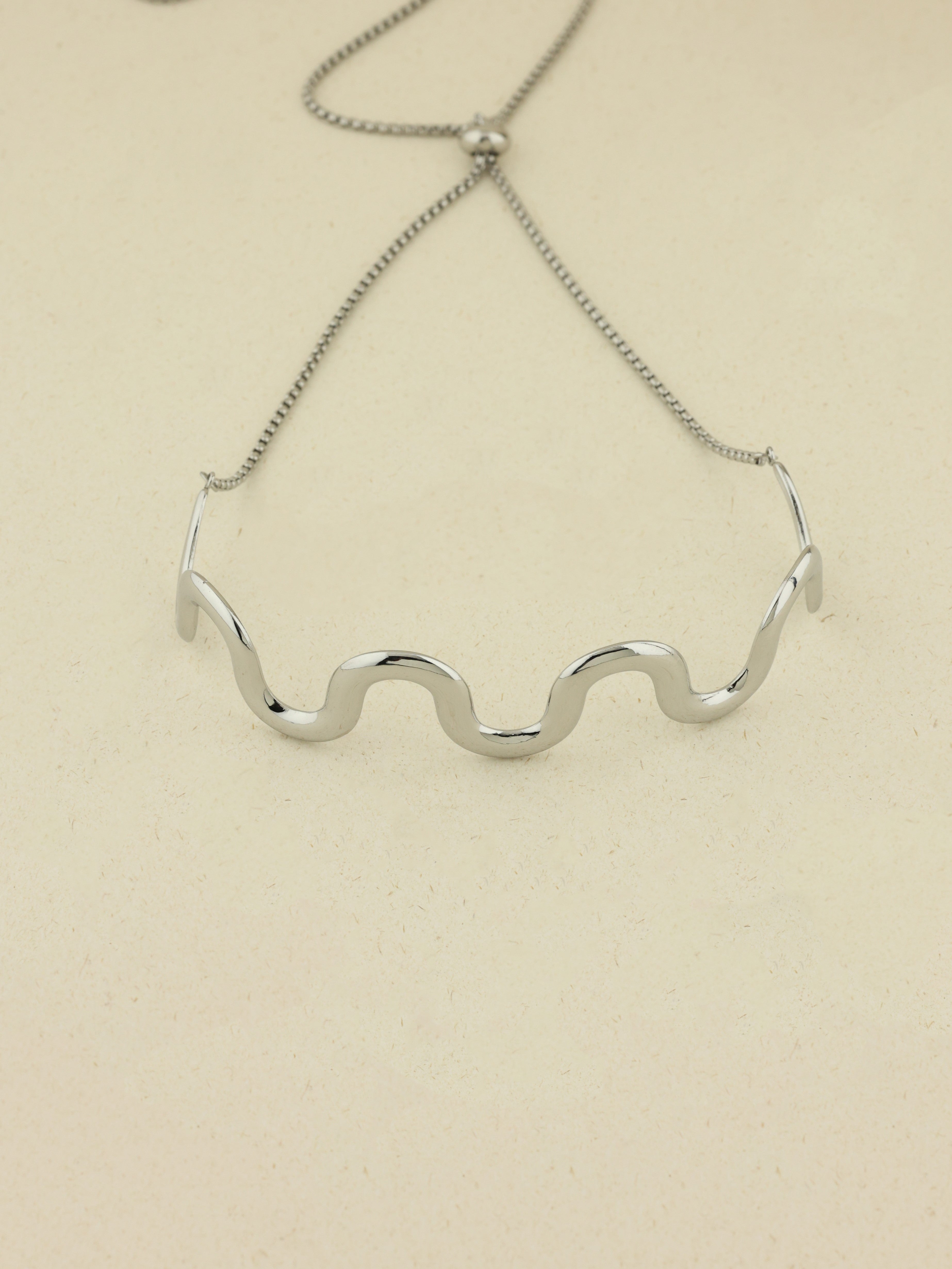 Wavy Adjustable Choker