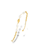 Tide Pearl Gold Bracelet with Elegant Bead Accents