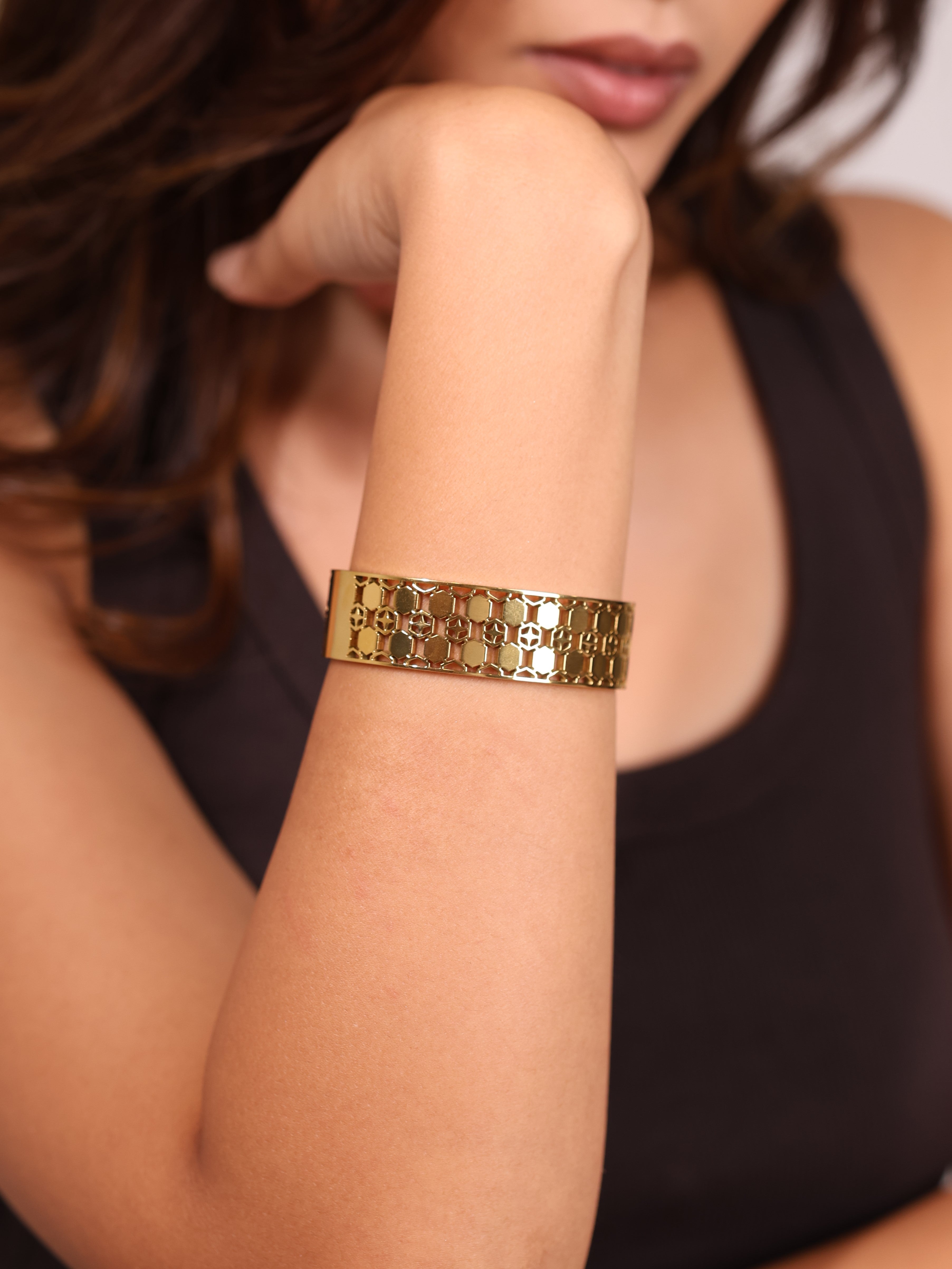 Lattice Geometric Bangle