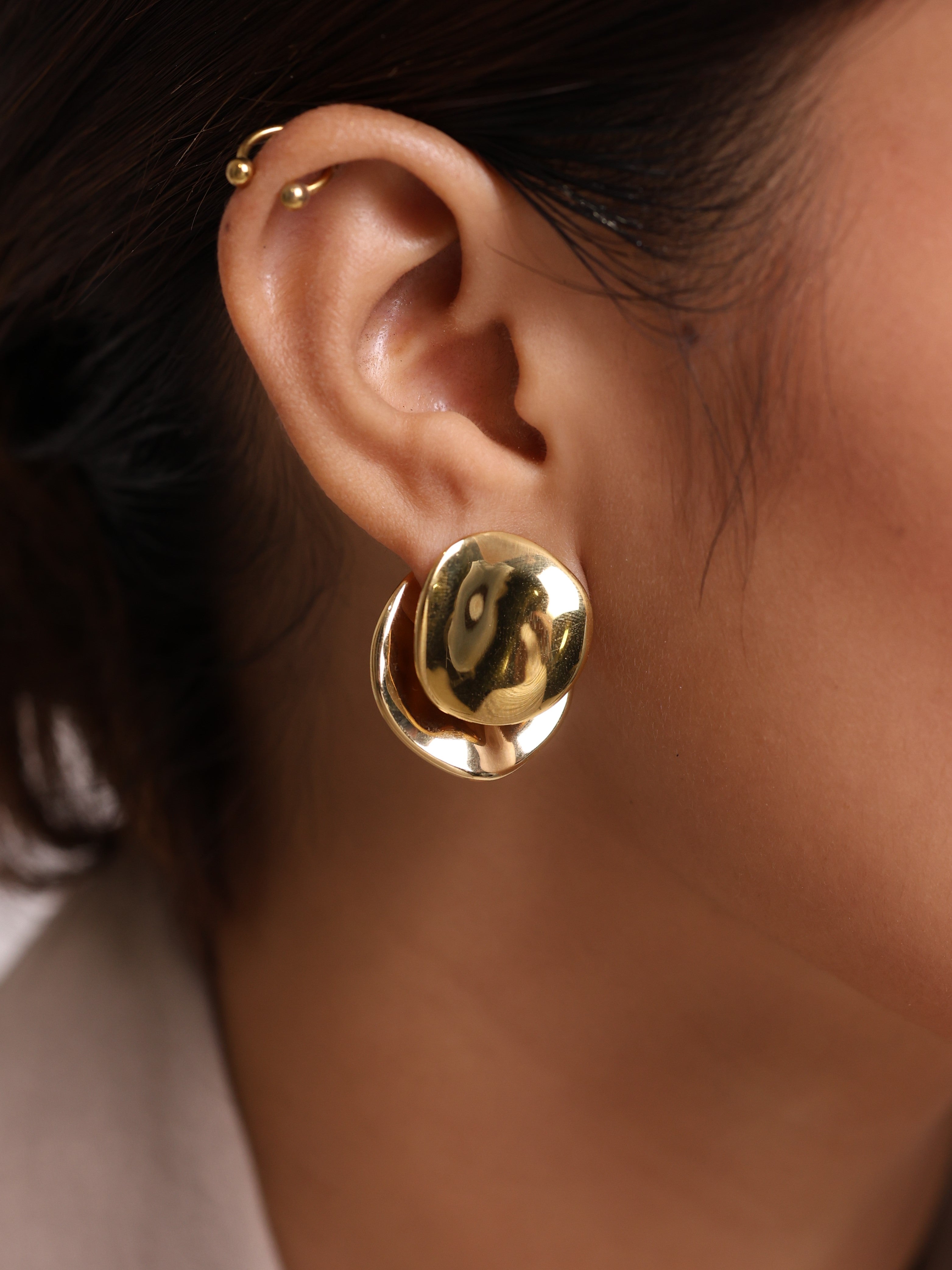 Pebble Studs