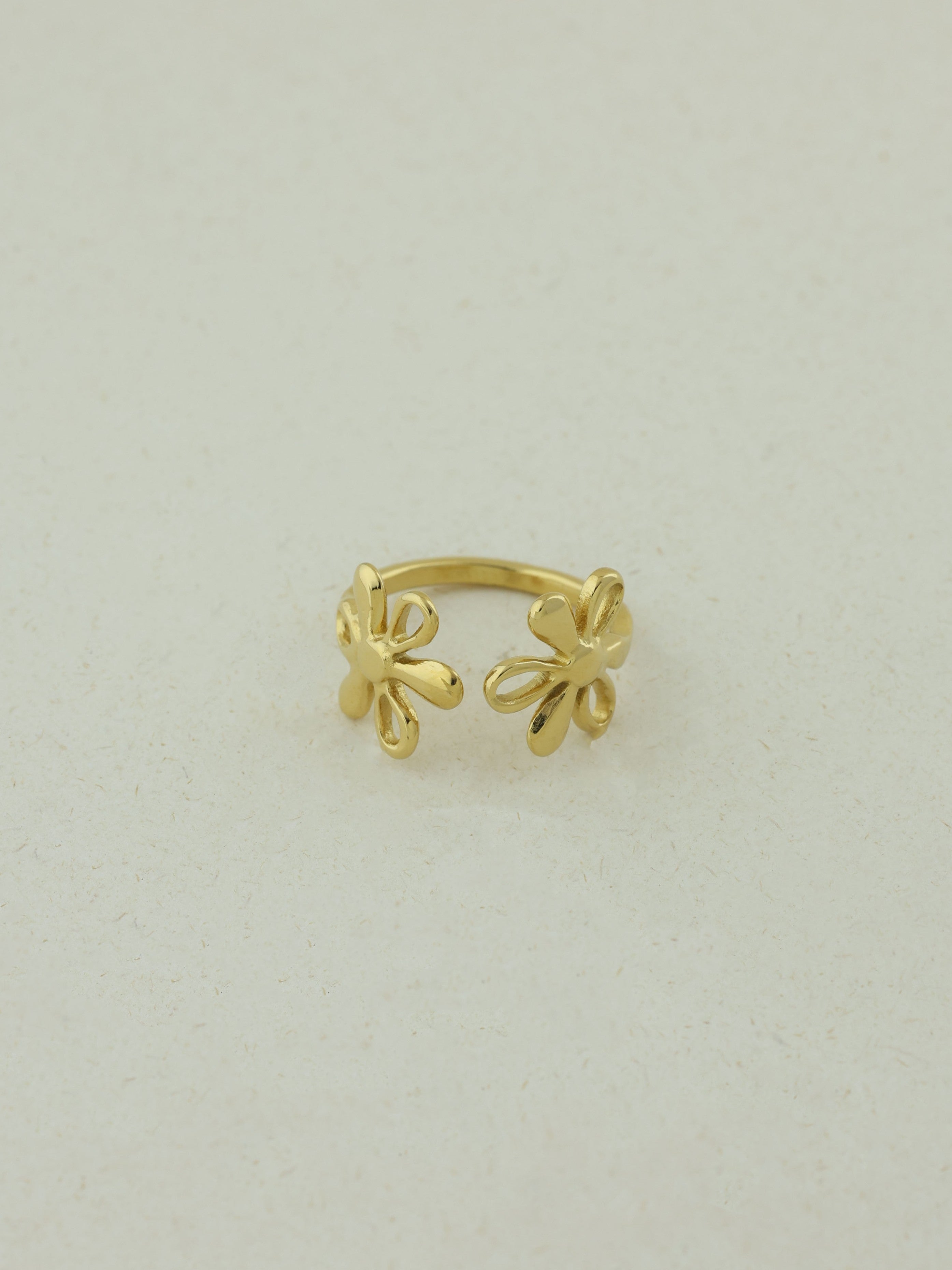 Soft Bloom Petal Open Ring