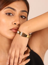 Signature Parallel Bangle