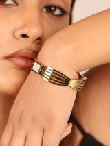 Signature Parallel Bangle