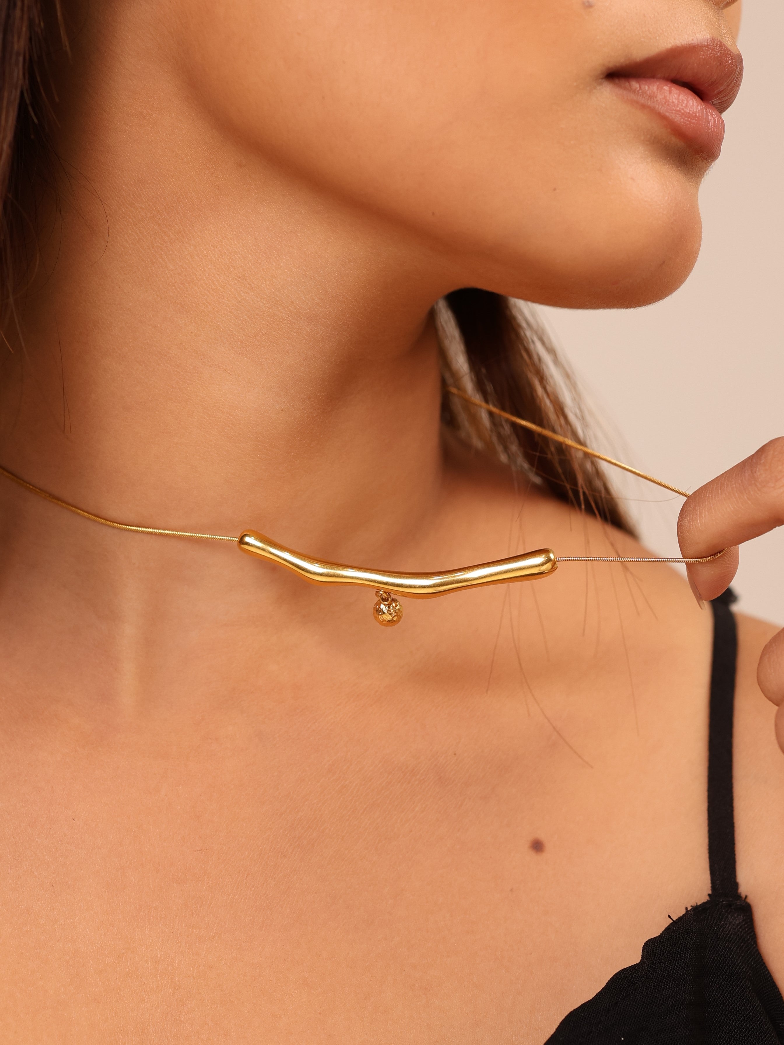 Curved Bar Pendant