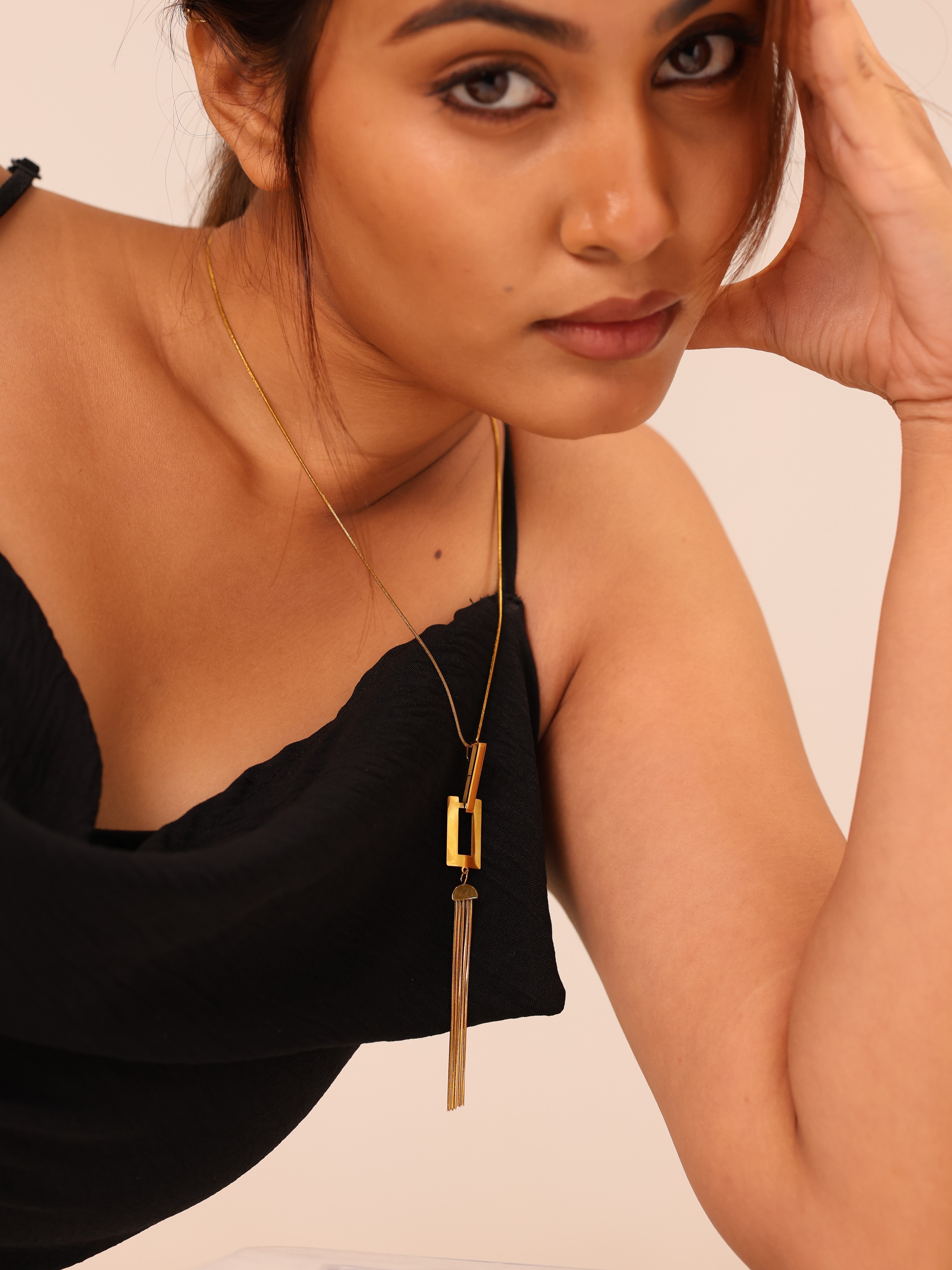 Modern Icon Lariat