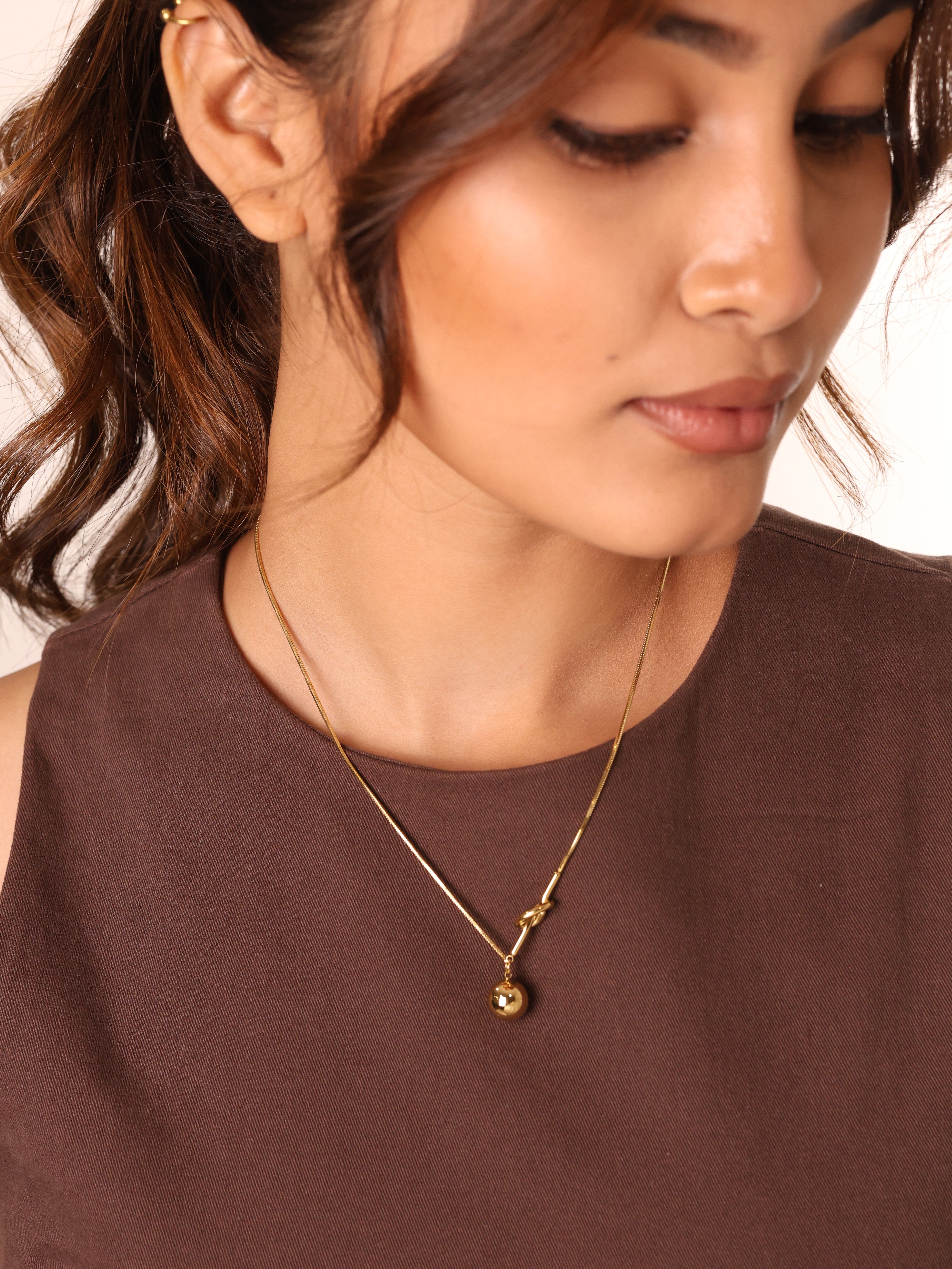 Knot Sphere Pendant Necklace