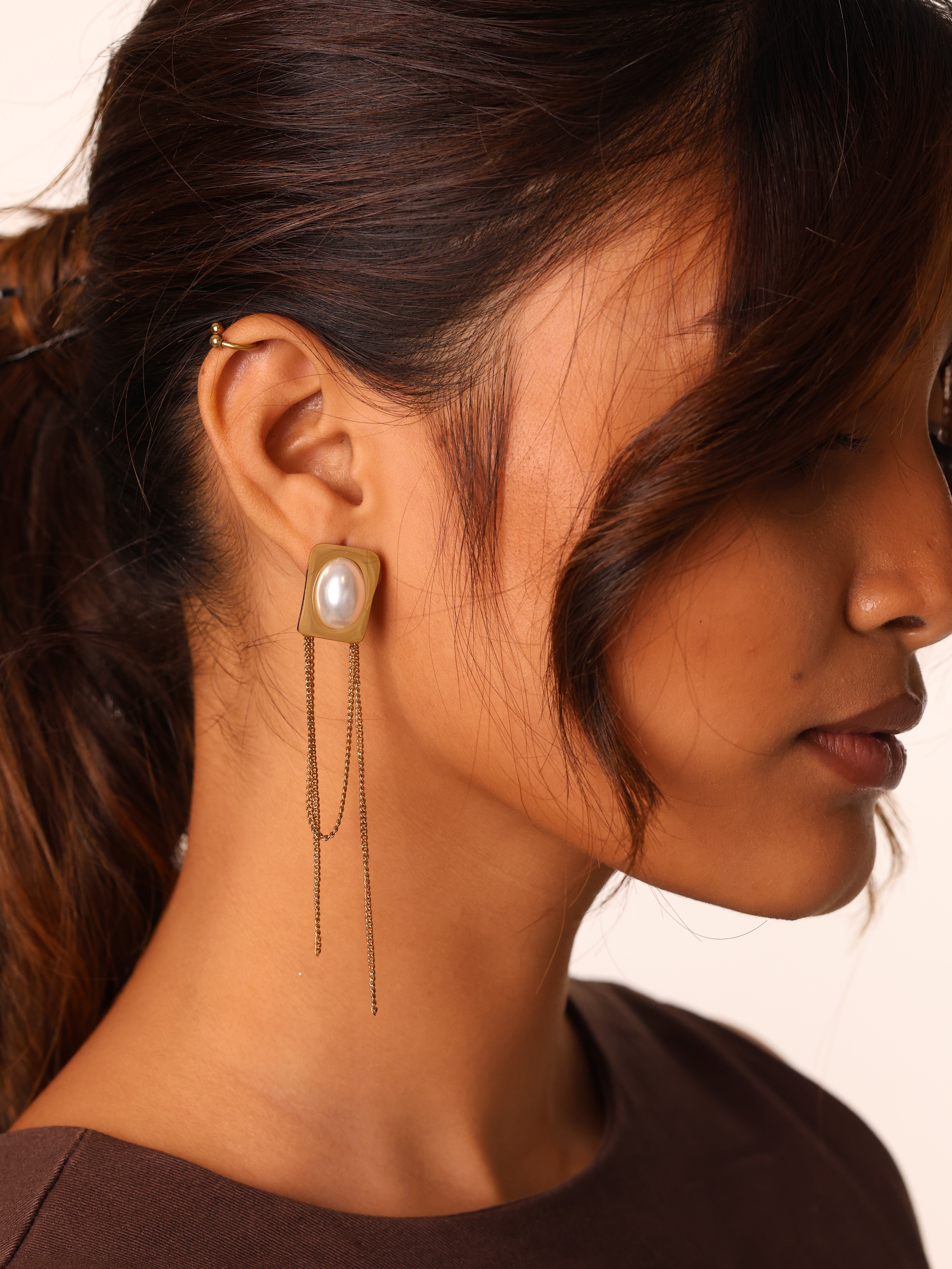 Deco Pearl Tassel Earrings