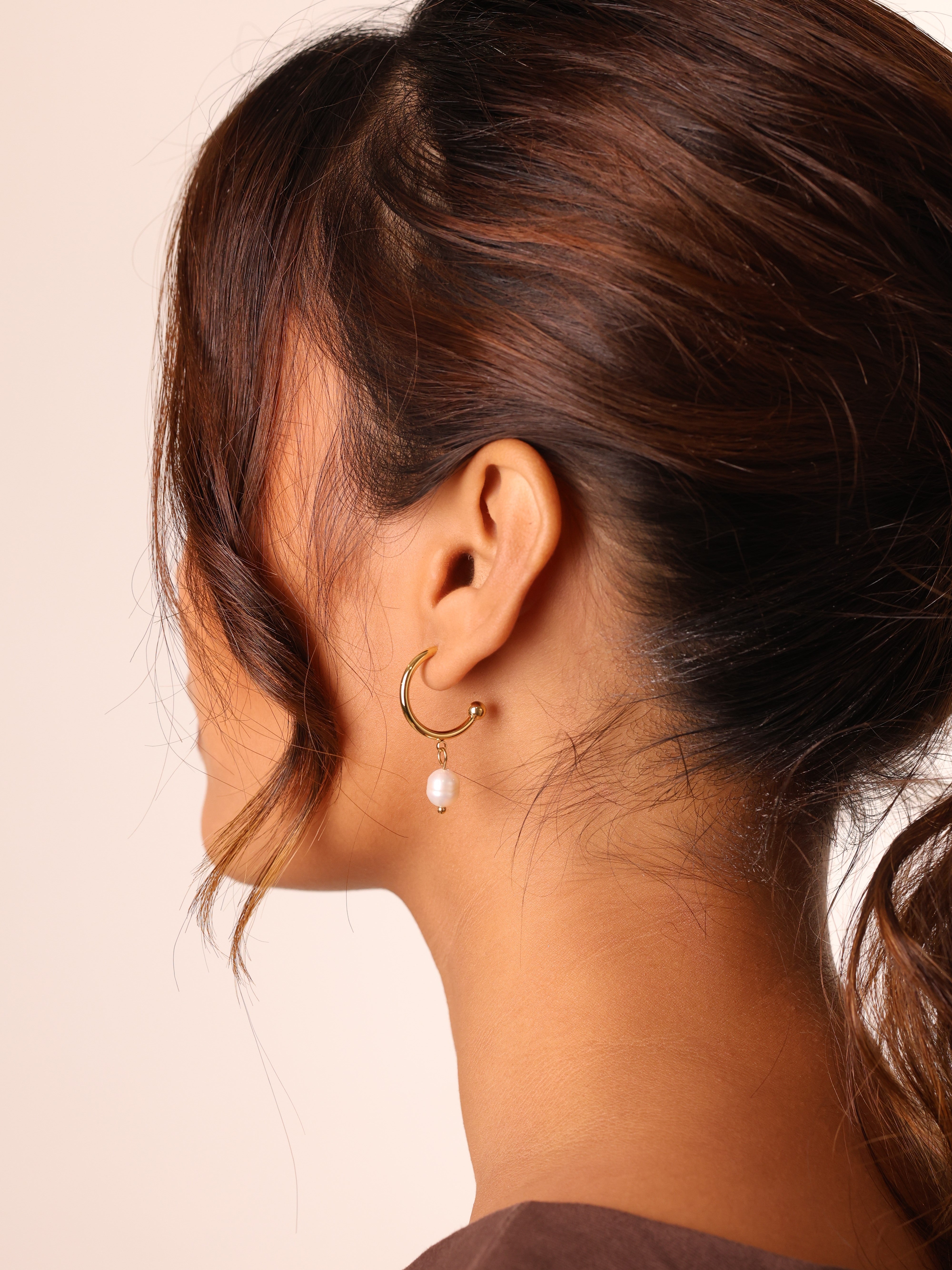 Soft Pearl Drop Earrings