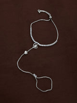 Amour Handchain