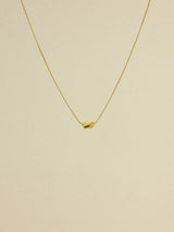 Minimal curve pendant