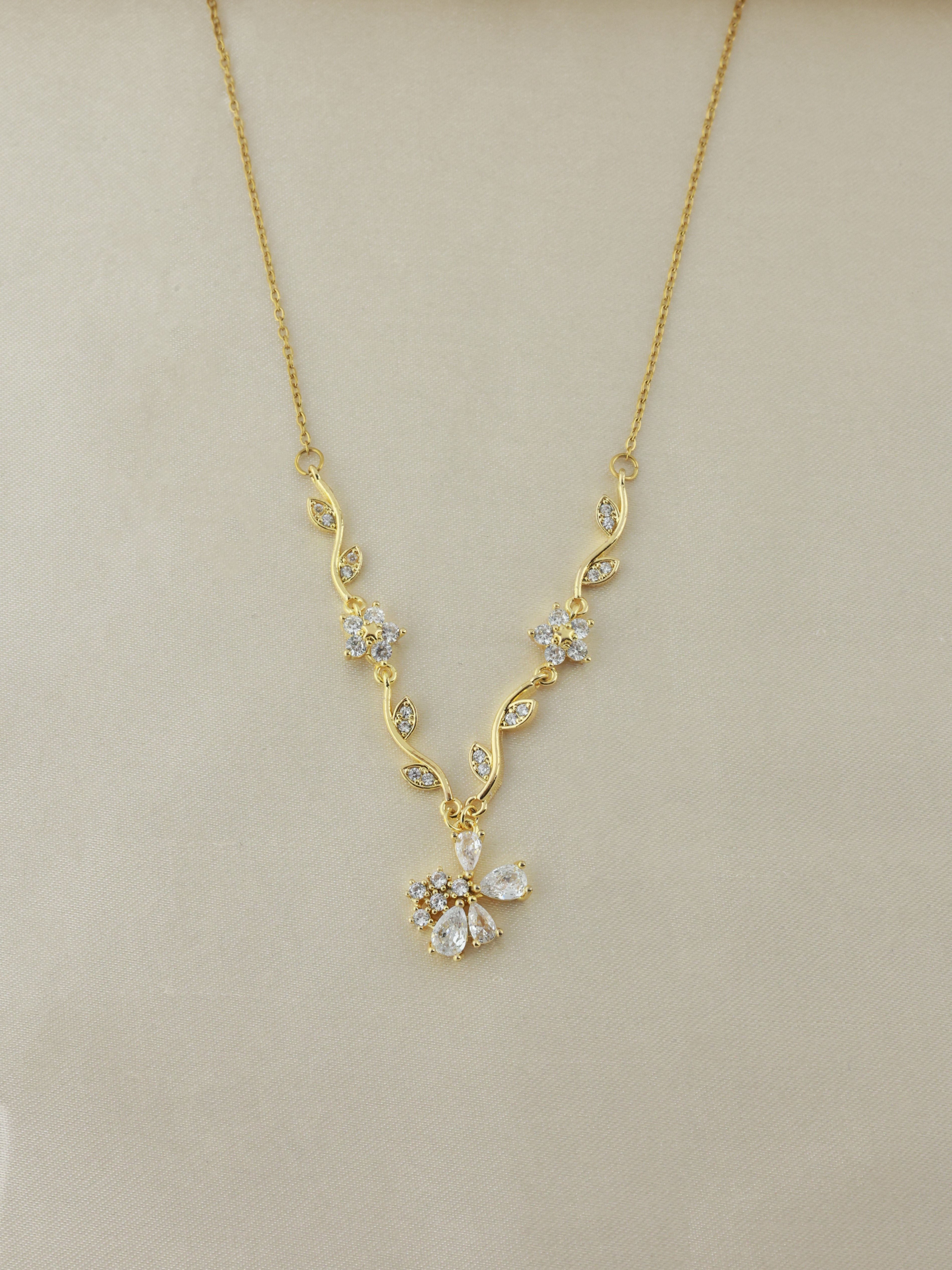 Zenith Crystal Vine & Flora Pendant