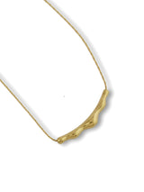 Wavy Bar Pendant Necklace