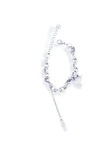 Elegant Gold Weave Chain Bracelet with Heart Charm