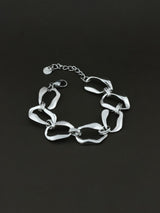 Soft Wavy Links Bracelet