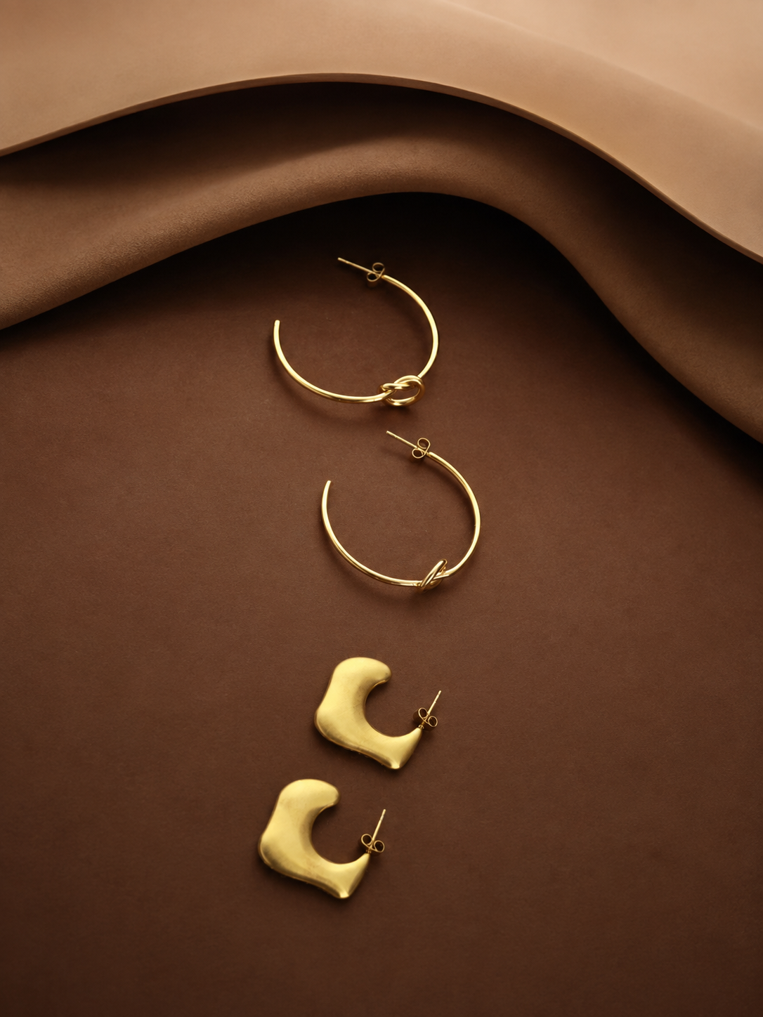 Gold Sterling Flow Collection
