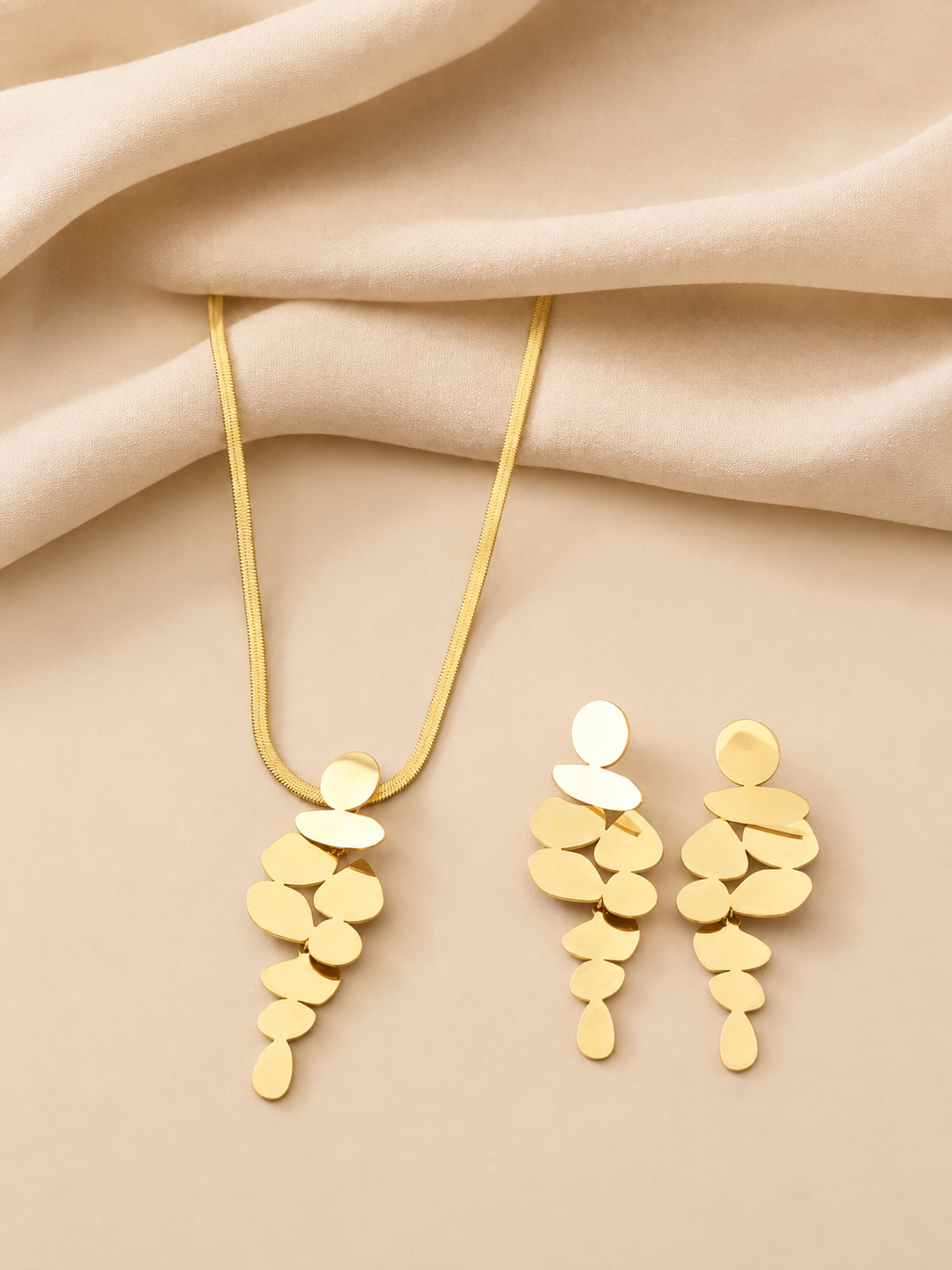 Solstice Pebble Collection Set