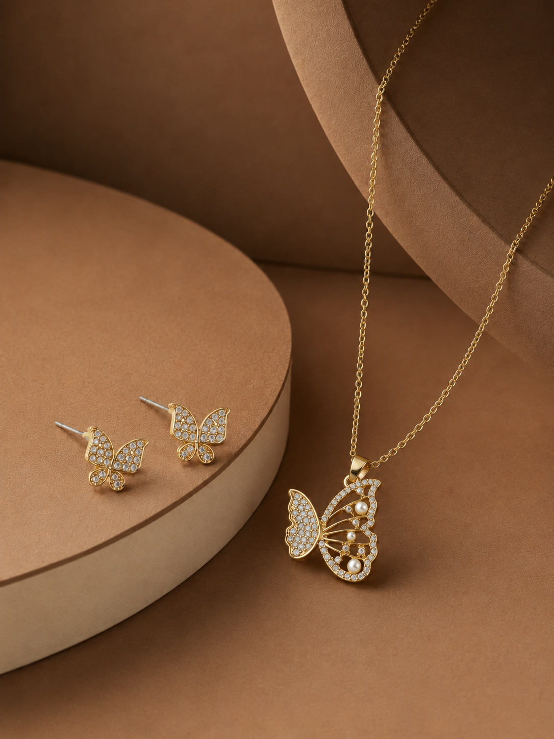Butterfly Pearl Set