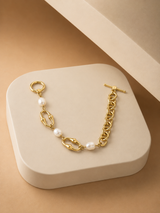Sleek Gold Chain Bracelet
