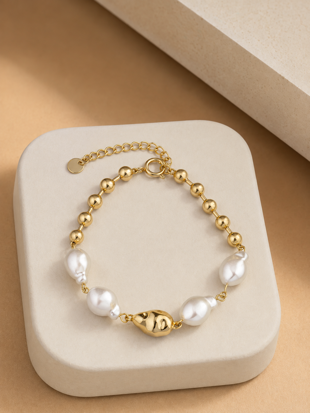 Tide Pearl Bracelet