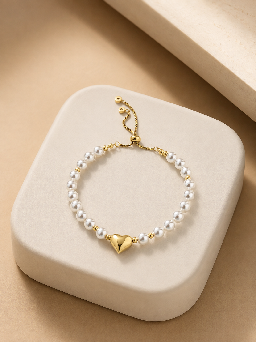 Pearl Heart Charm Bracelet
