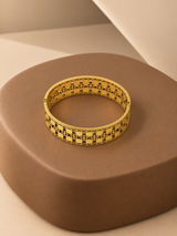 Lattice Geometric Bangle