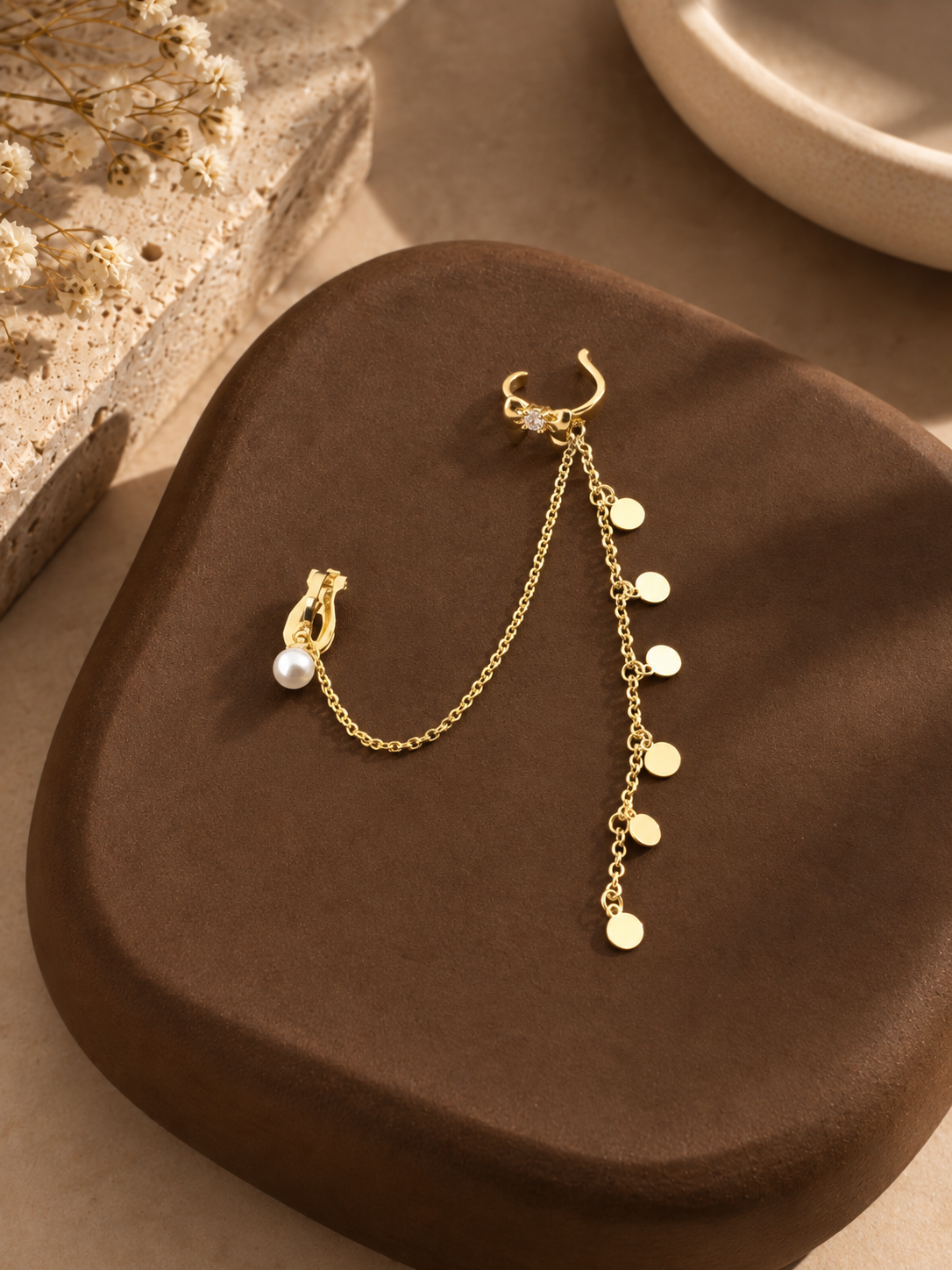 Luma Ear Chain