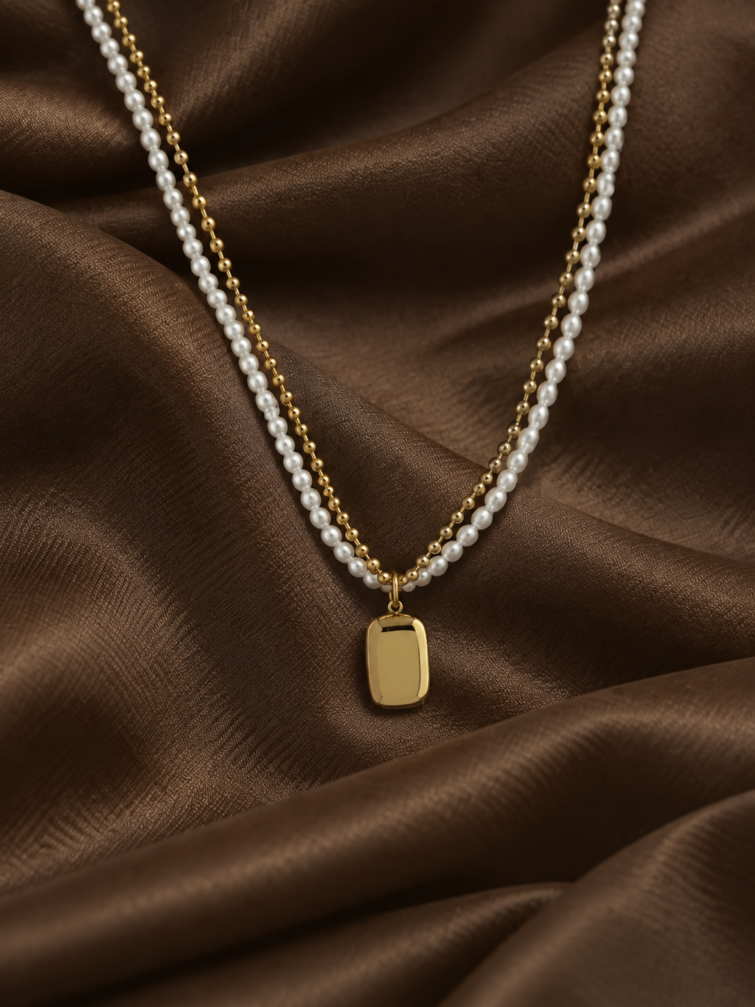 Layered Chain Necklace with Pearl