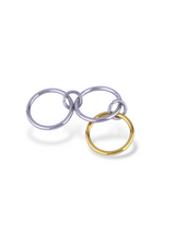 Interlocked Gold and Silver Circle Ring