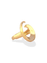 Avesa Open Curve Gold Ring with Smooth Finish
