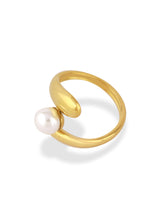Minimal Pearl Ring
