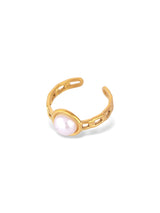Bridge Band Ring