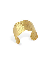 Ribbed Texture Open Cuff Bangle