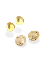 Gold Pebble Stud Earrings for a Natural Look