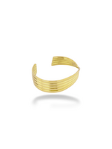 Luxury Minimalist Gold Statement Bangle with High Shine