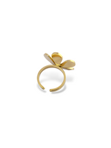 Golden Bee Crest Ring for a Unique Nature Look