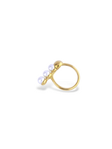 Trivelle Elegant Three-Pearl Gold Fashion Ring