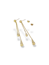 Elegant Silver Drop Earrings Beautiful Glow