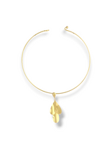 Elegant Gold Petal Pendant Necklace and Earring Set