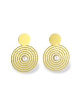 Elegant Gold Spiral Coin Jewelry Set with Pearls